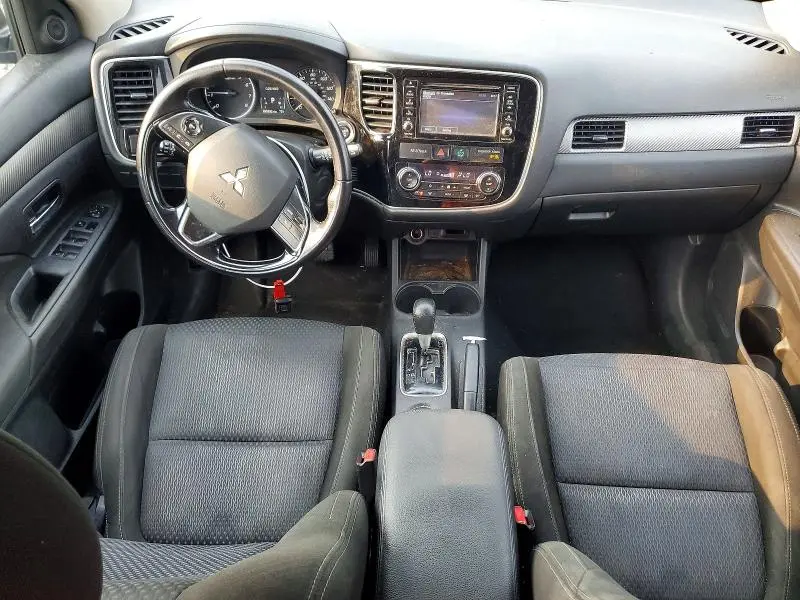 2016 MITSUBISHI OUTLANDER SE  