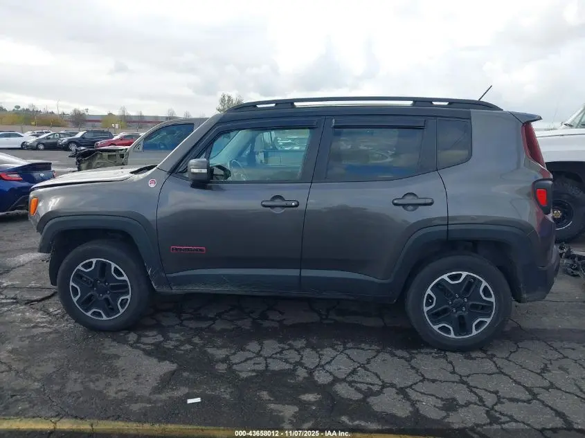 2016 JEEP RENEGADE TRAILHAWK