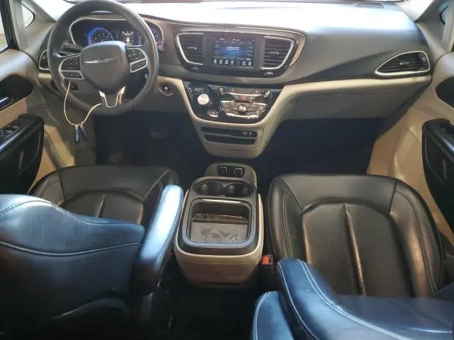 2020 CHRYSLER VOYAGER LXI  