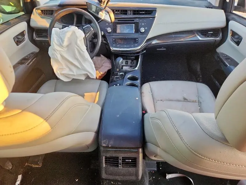 2015 TOYOTA AVALON XLE  