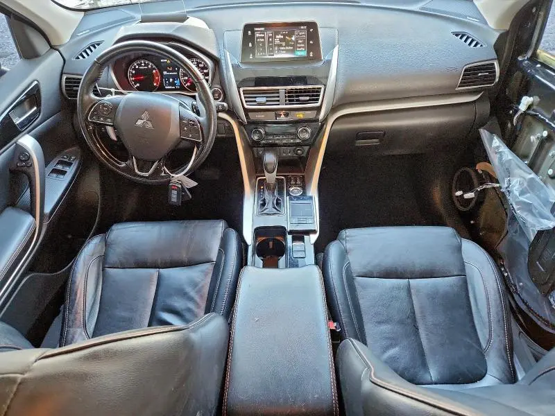 2018 MITSUBISHI ECLIPSE CROSS SE  