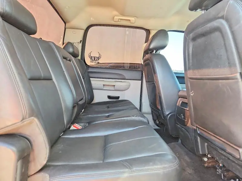 2011 CHEVROLET SILVERADO C1500 LT  