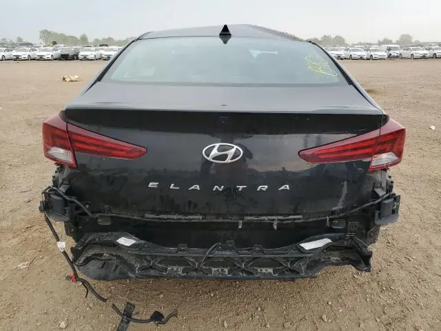 2020 HYUNDAI ELANTRA SEL  