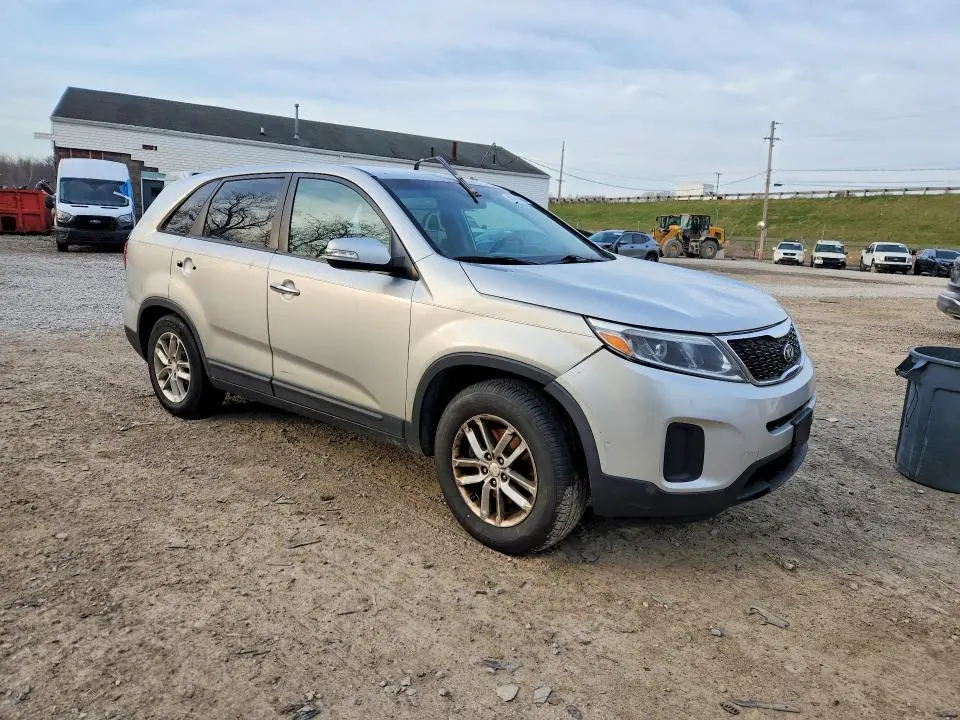 2014 KIA SORENTO LX  