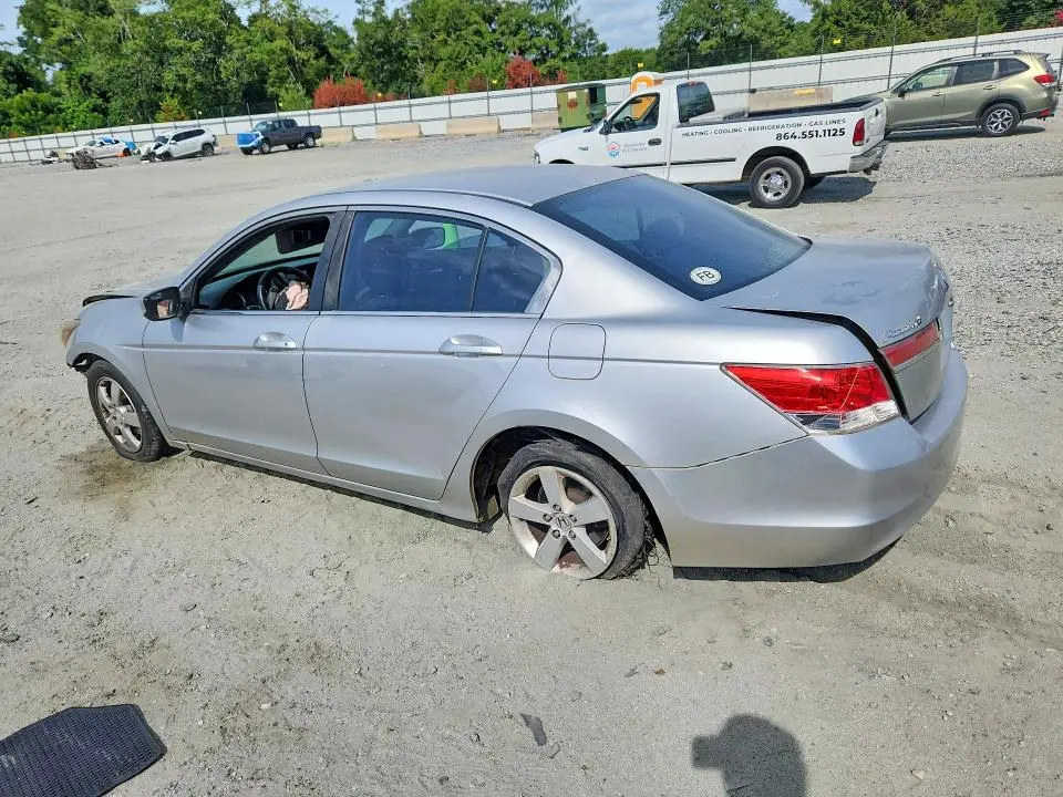2011 HONDA ACCORD LX  