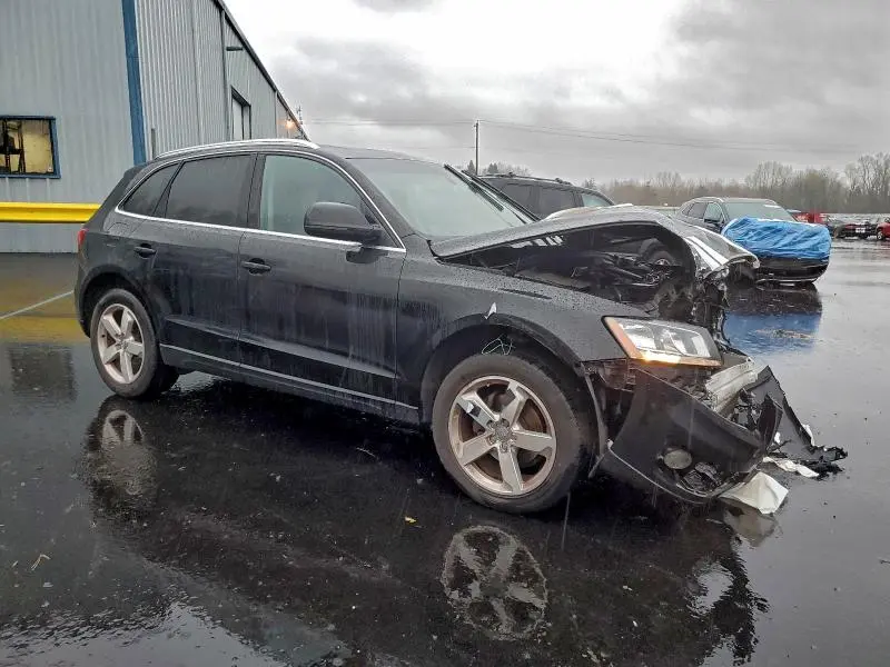 2011 AUDI Q5 PREMIUM  