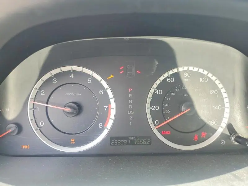 2011 HONDA ACCORD SE  