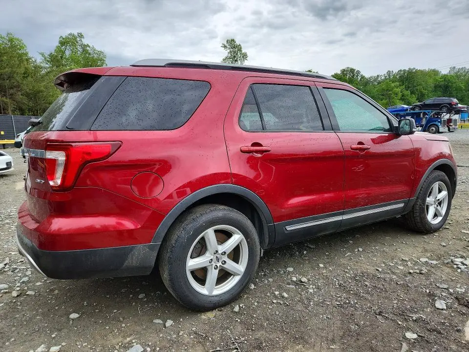 2016 FORD EXPLORER XLT  