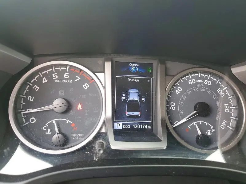 2021 TOYOTA TACOMA SR5 V6  