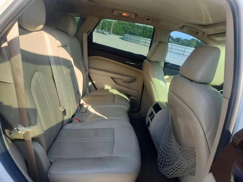 2011 CADILLAC SRX LUXURY COLLECTION  