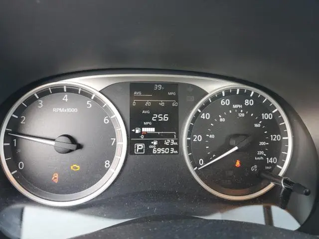2018 NISSAN KICKS S