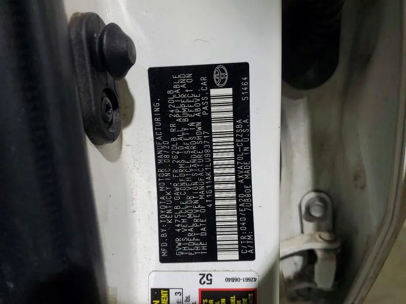 2020 TOYOTA CAMRY SE  