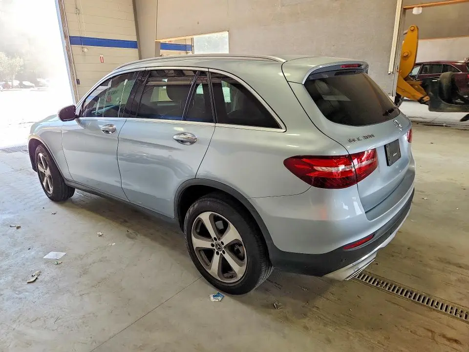 2018 MERCEDES-BENZ GLC 300 4MATIC  