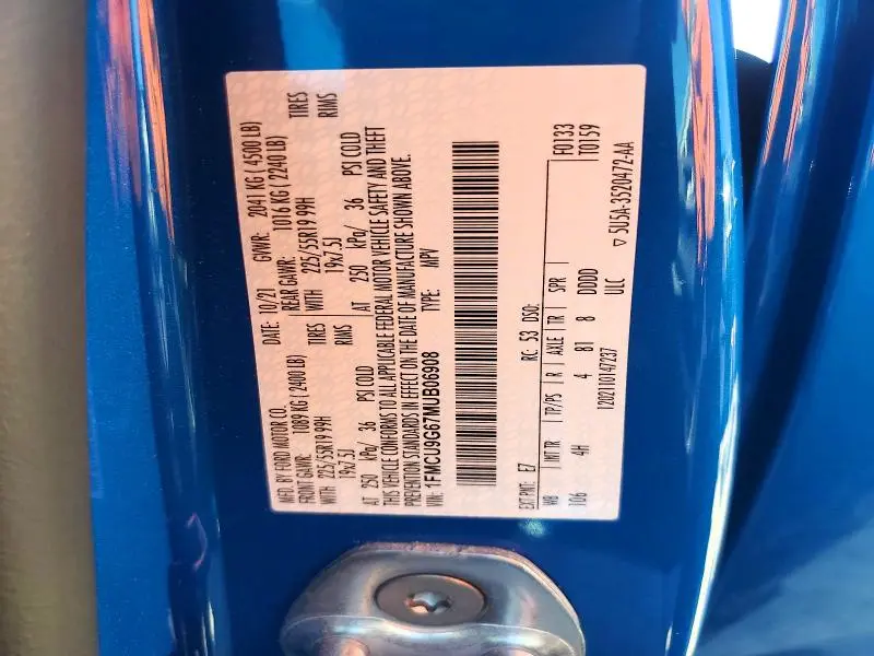 2021 FORD ESCAPE SE  