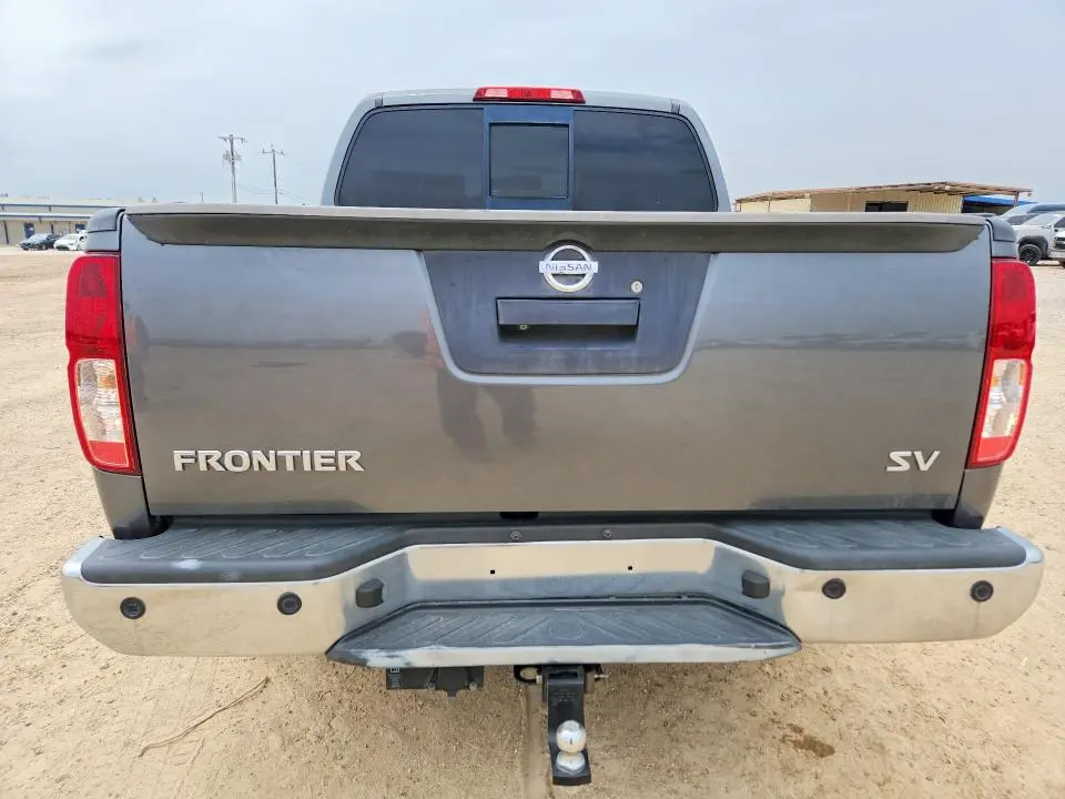 2016 NISSAN FRONTIER SV  