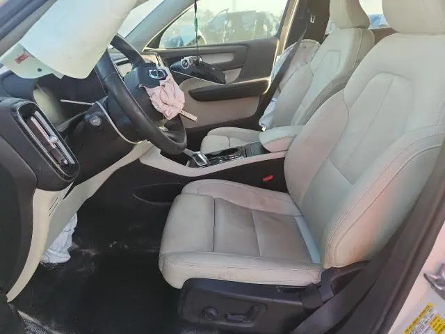 2021 VOLVO XC40 T5 INSCRIPTION  