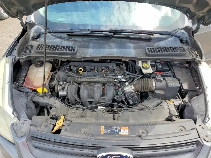 2016 FORD ESCAPE S  