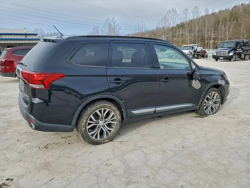 2016 MITSUBISHI OUTLANDER SE  