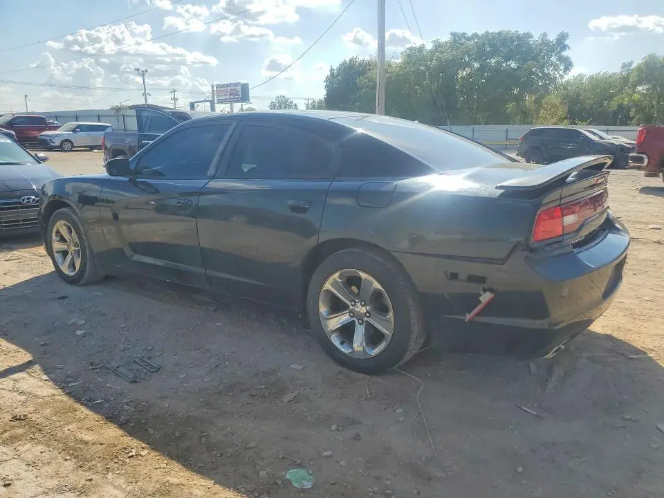 2012 DODGE CHARGER SE  