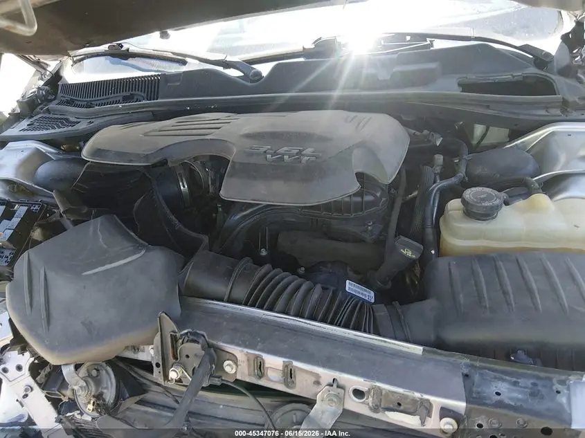 2016 DODGE CHALLENGER SXT