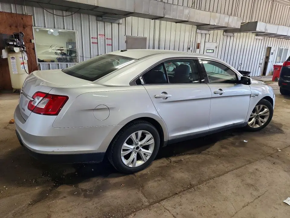 2011 FORD TAURUS SEL  