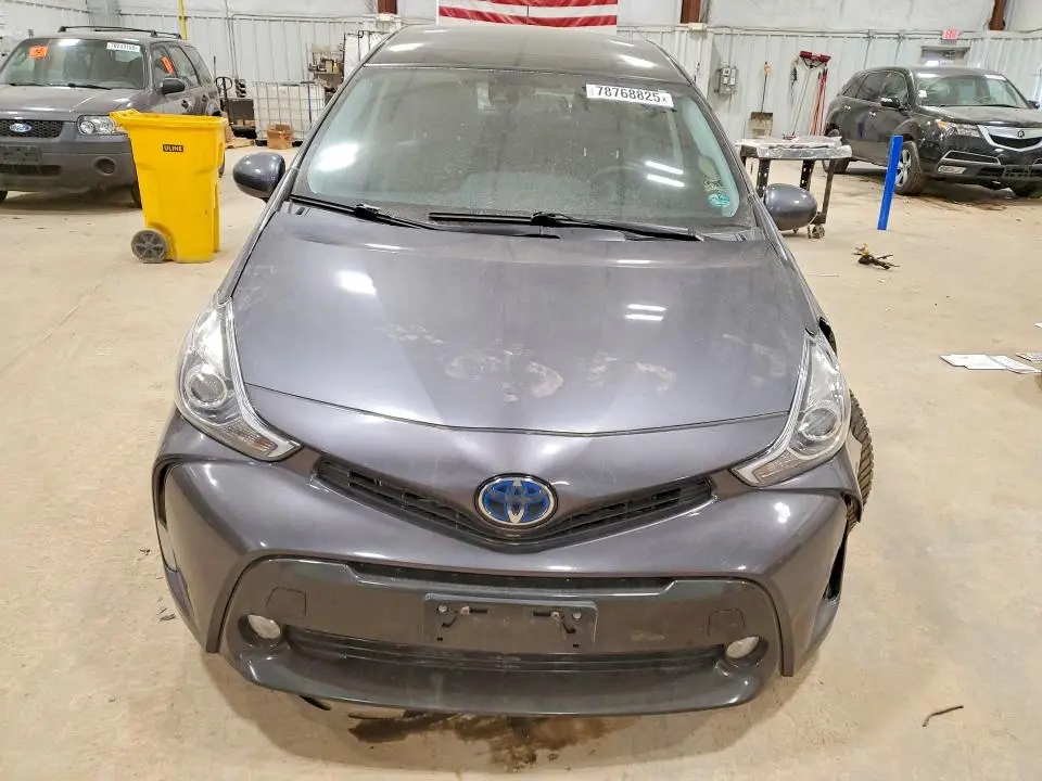 2017 TOYOTA PRIUS V FIVE  