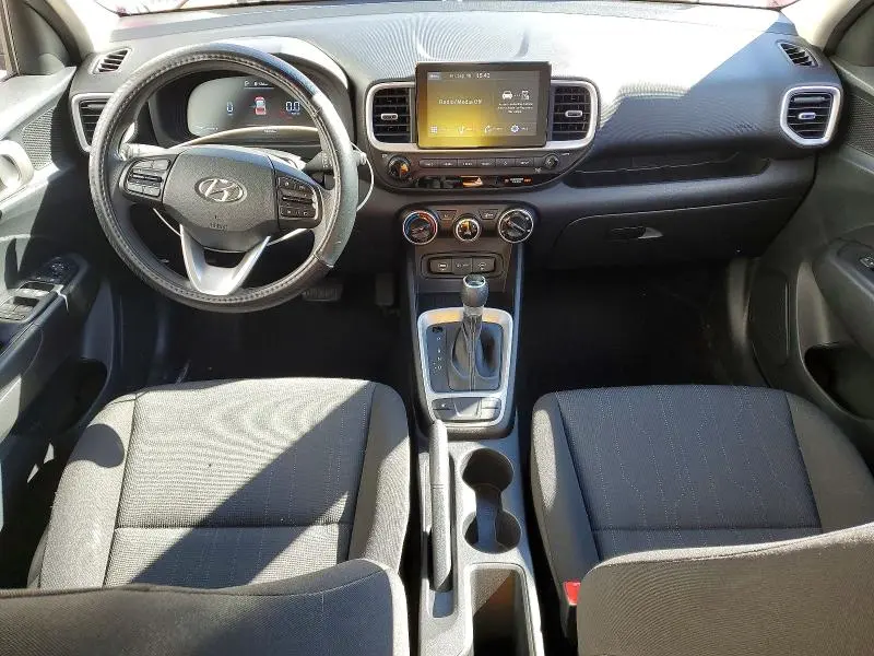 2023 HYUNDAI VENUE SE  