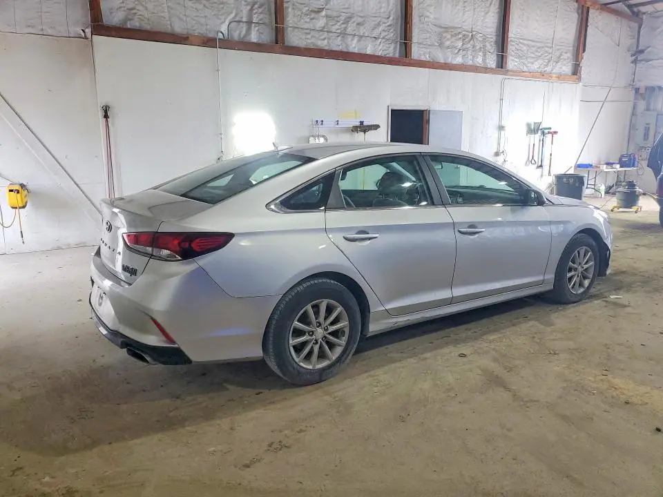 2018 HYUNDAI SONATA SE  