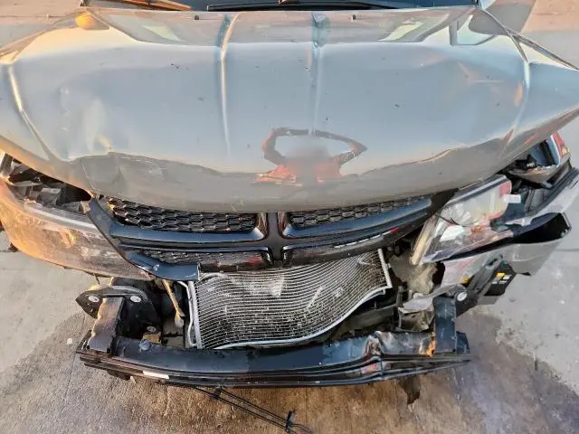 2020 DODGE JOURNEY SE  