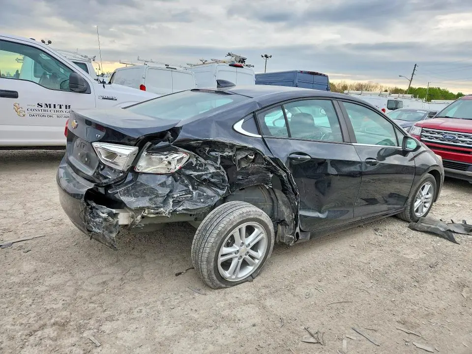 2017 CHEVROLET CRUZE LT  