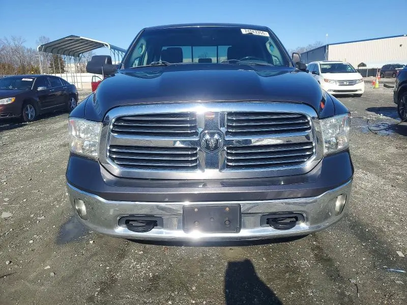 2015 RAM 1500   
