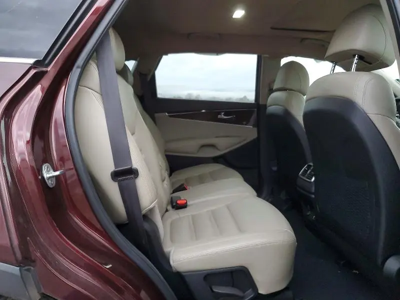 2017 KIA SORENTO LX  