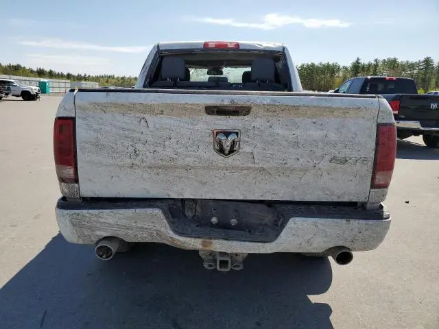 2016 RAM 1500 ST  