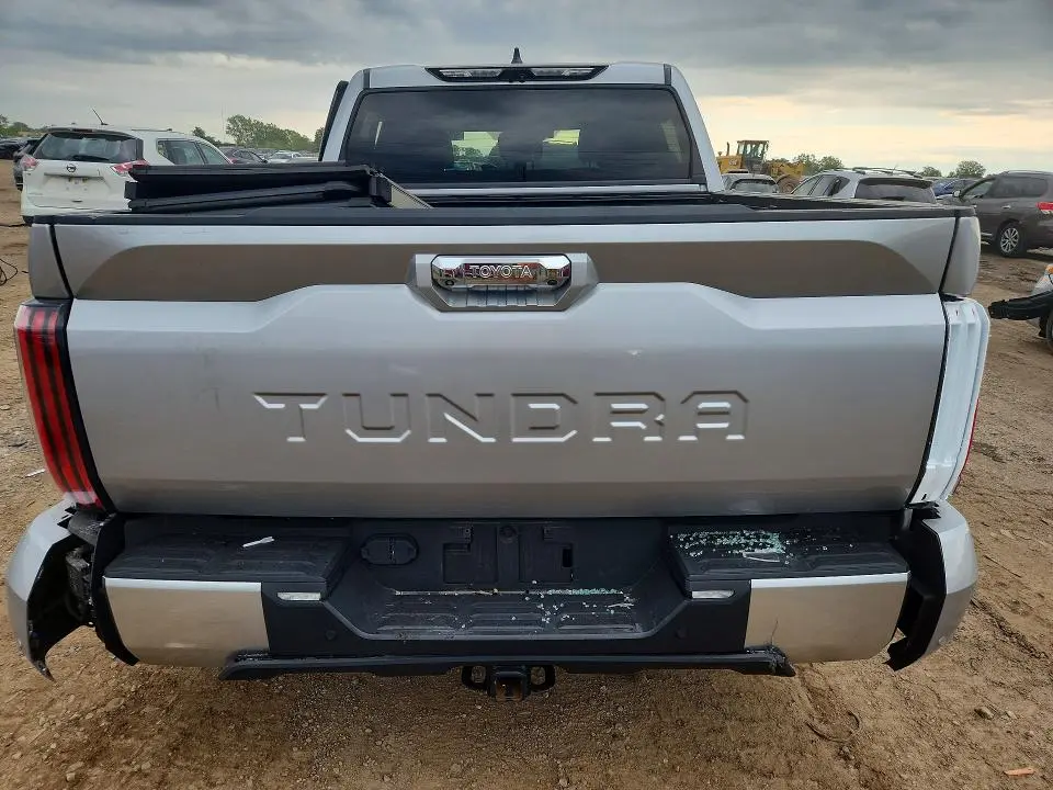 2023 TOYOTA TUNDRA CREWMAX LIMITED  