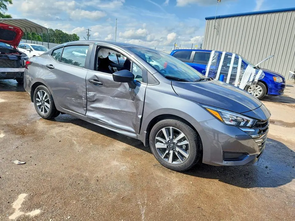 2025 NISSAN VERSA S  