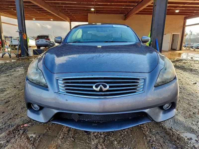 2011 INFINITI G37 BASE  
