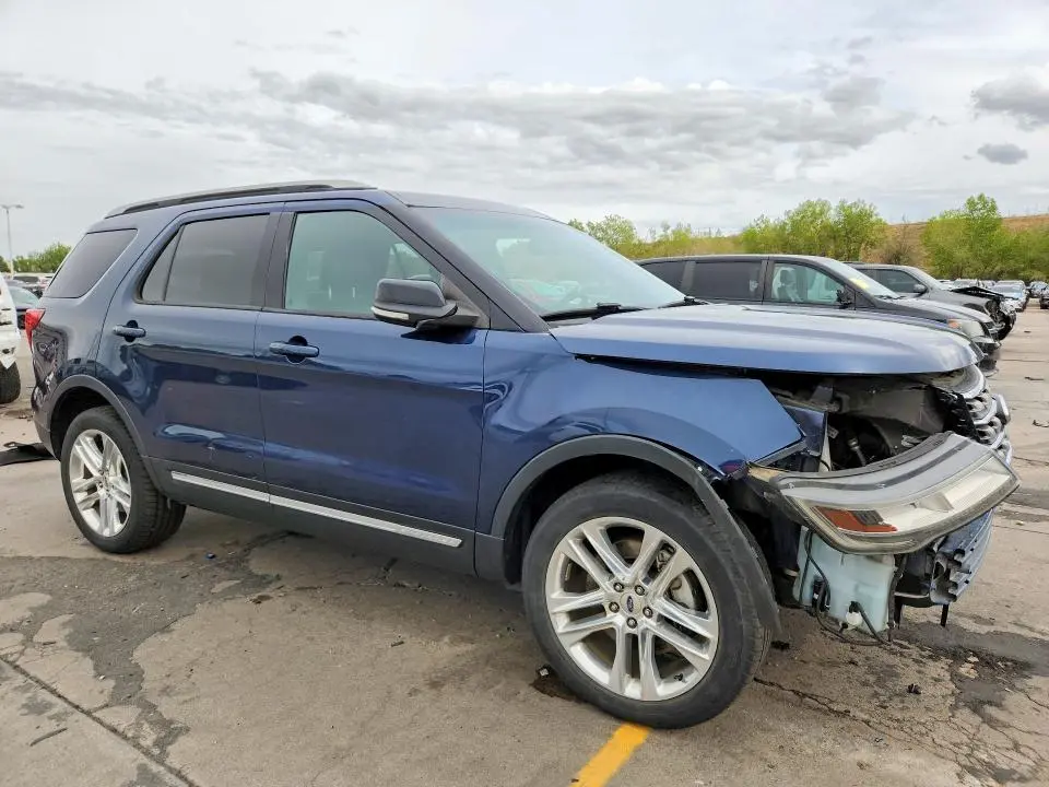 2016 FORD EXPLORER XLT  