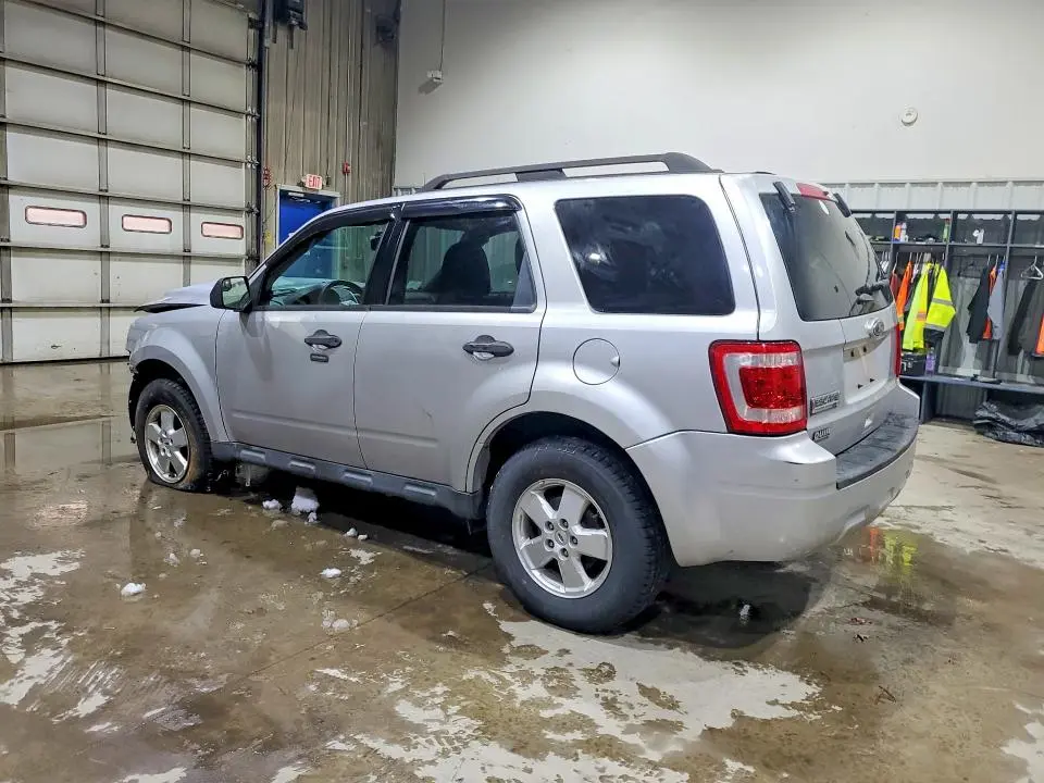2012 FORD ESCAPE XLT  