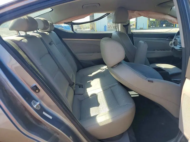 2017 HYUNDAI ELANTRA LIMITED  