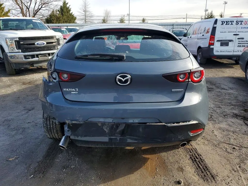 2024 MAZDA 3 PREFERRED  