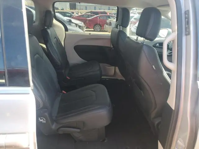 2017 CHRYSLER PACIFICA TOURING L  