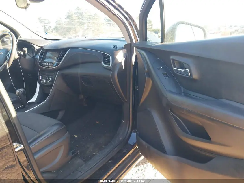 2019 CHEVROLET TRAX LT