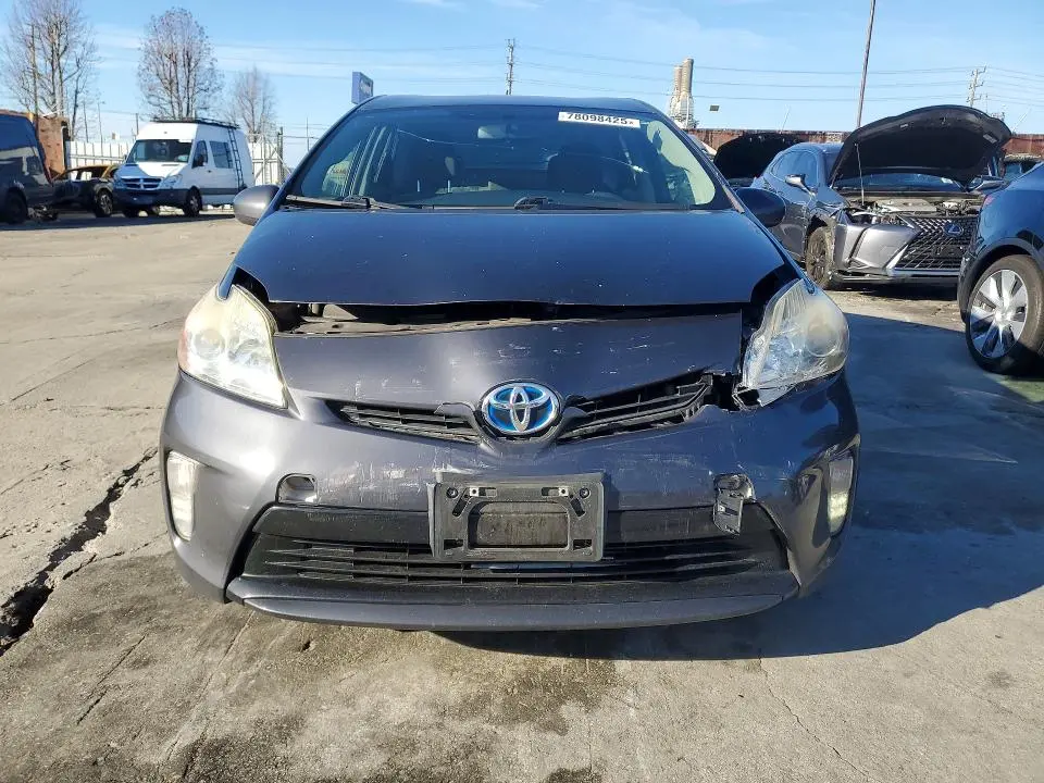 2015 TOYOTA PRIUS TWO  