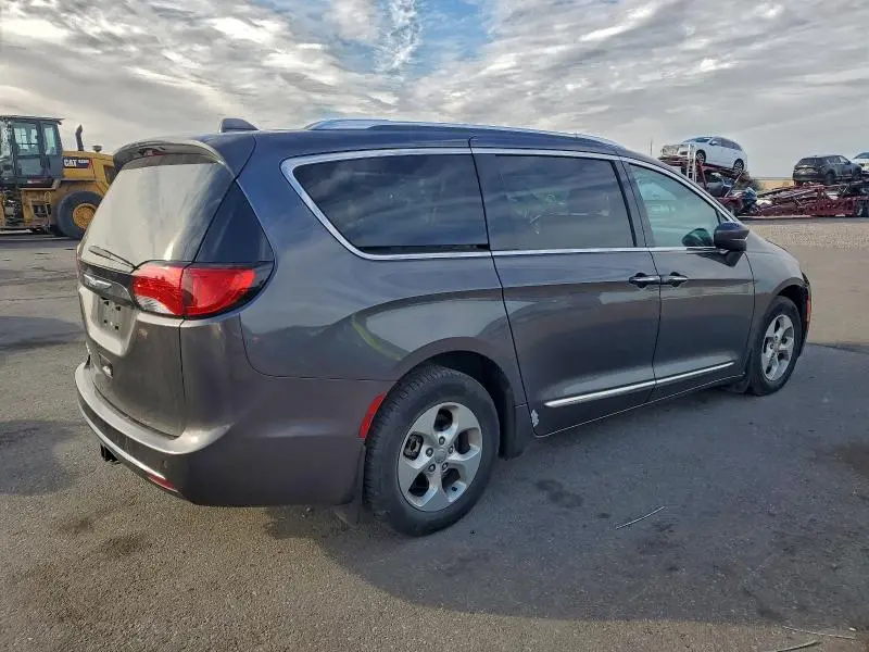 2017 CHRYSLER PACIFICA TOURING L PLUS  