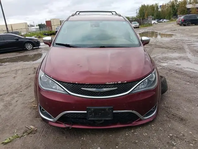 2017 CHRYSLER PACIFICA LIMITED  