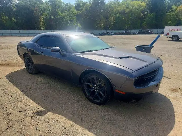 2022 DODGE CHALLENGER SXT  
