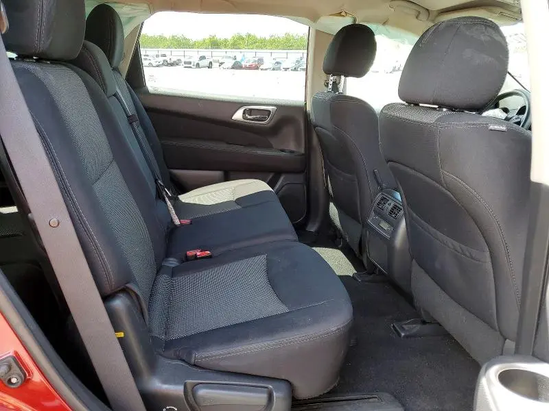 2017 NISSAN PATHFINDER S  