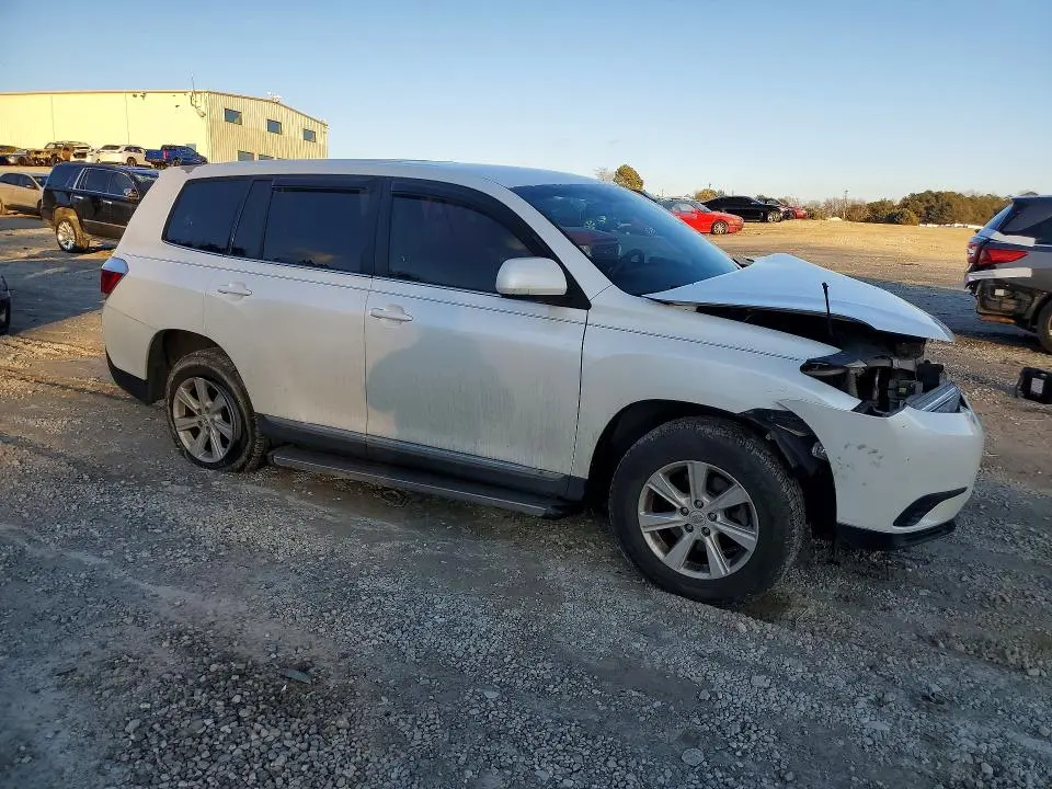 2013 TOYOTA HIGHLANDER BASE  