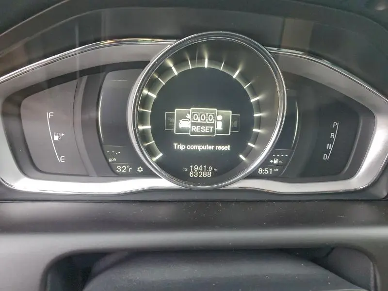 2017 VOLVO XC60 T6 INSCRIPTION  