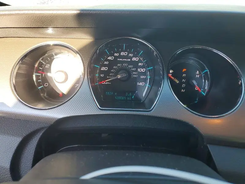 2012 FORD TAURUS SEL  